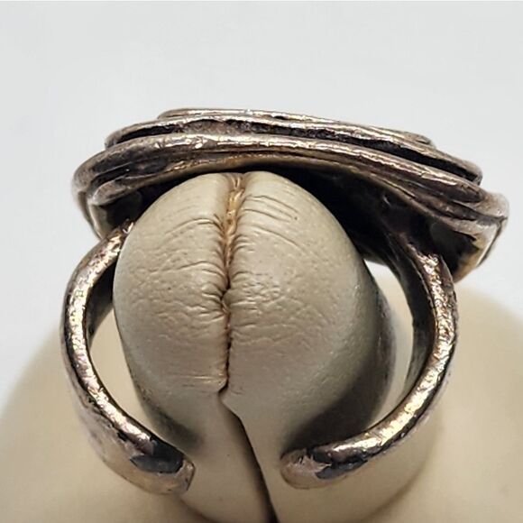 Vintage Chico's Etruscan Style Silver & Gold Adjustable Ring - Picture 4 of 6